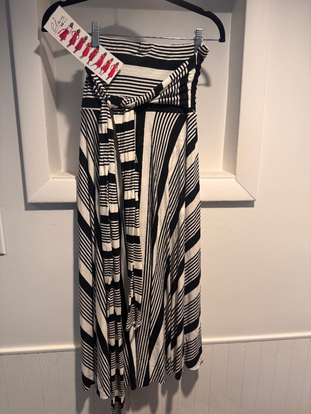 Elan dress/skirt multiple ways to wear size small
